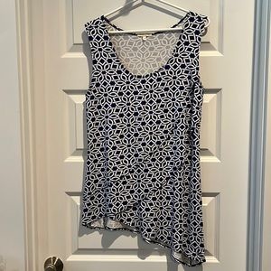 Sleeveless tunic tank by Zen KNits, size L